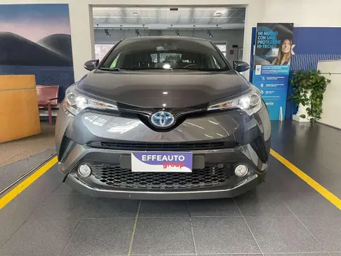 Used TOYOTA C-HR Hybrid 2017 Ad 