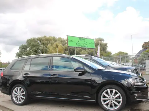 Used VOLKSWAGEN GOLF Petrol 2015 Ad 