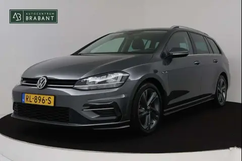 Used VOLKSWAGEN GOLF Petrol 2018 Ad 