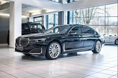 Used BMW SERIE 7 Petrol 2019 Ad 