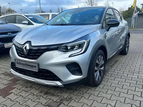 Used RENAULT CAPTUR Petrol 2020 Ad 