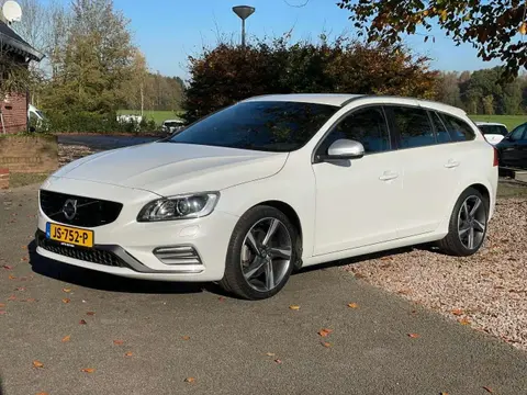 Used VOLVO V60 Petrol 2016 Ad 