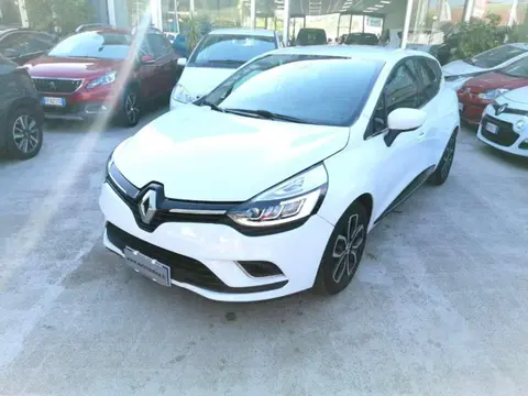 Annonce RENAULT CLIO Essence 2017 d'occasion 