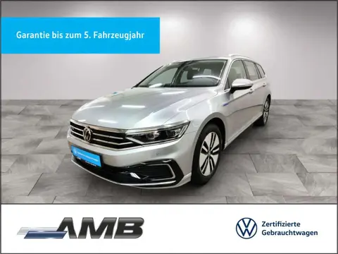 Used VOLKSWAGEN PASSAT Hybrid 2022 Ad 