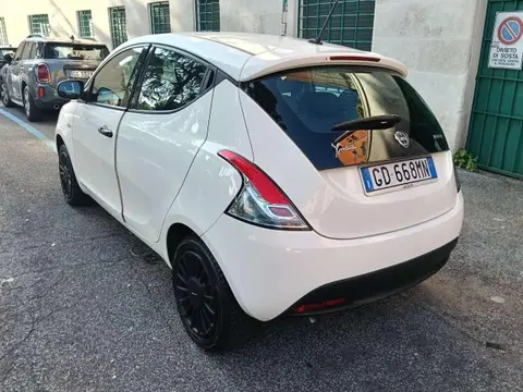 Used LANCIA YPSILON Hybrid 2021 Ad 