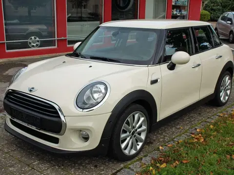 Used MINI ONE Diesel 2016 Ad 