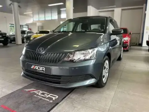 Used SKODA FABIA Petrol 2016 Ad 