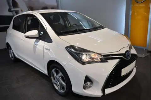 Used TOYOTA YARIS Hybrid 2016 Ad 