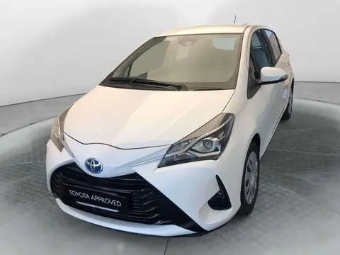 Used TOYOTA YARIS Hybrid 2017 Ad 