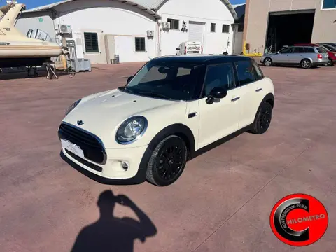 Used MINI COOPER Diesel 2015 Ad 