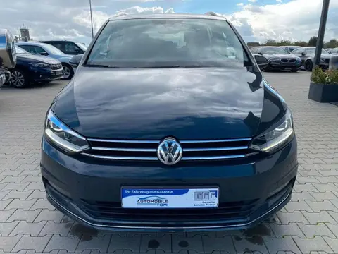 Used VOLKSWAGEN TOURAN Petrol 2018 Ad 