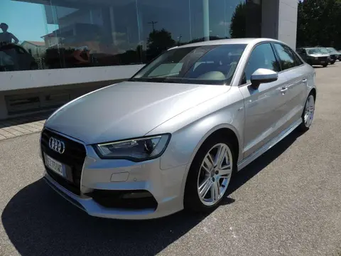 Annonce AUDI A3 Essence 2015 d'occasion 