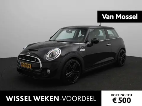 Used MINI COOPER Petrol 2015 Ad 