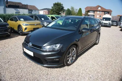 Used VOLKSWAGEN GOLF Petrol 2016 Ad 