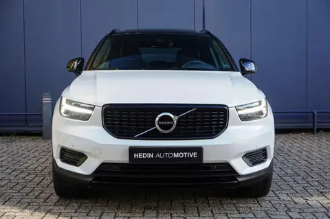 Used VOLVO XC40 Hybrid 2022 Ad 