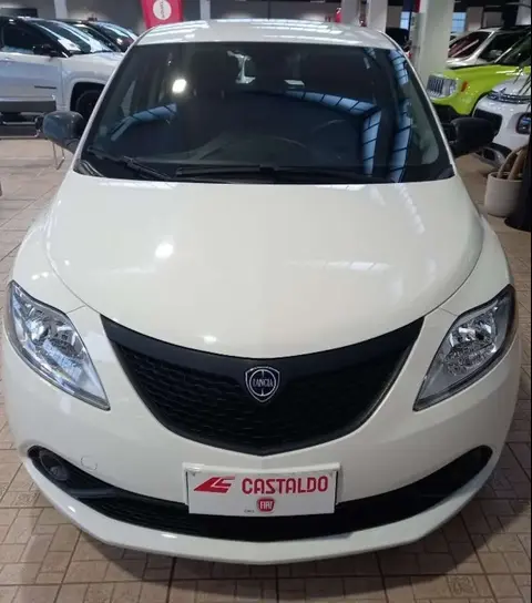 Used LANCIA YPSILON Hybrid 2021 Ad 