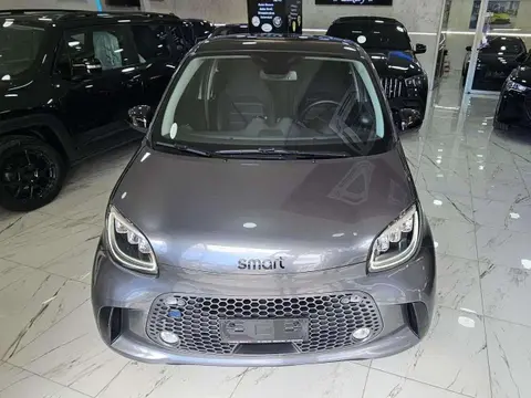 Used SMART FORFOUR Electric 2022 Ad 