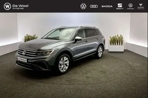 Used VOLKSWAGEN TIGUAN Petrol 2022 Ad 