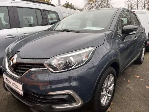 Used RENAULT CAPTUR Petrol 2019 Ad 