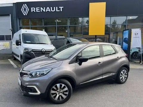 Used RENAULT CAPTUR Petrol 2018 Ad 