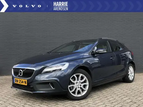 Annonce VOLVO V40 Essence 2018 d'occasion 