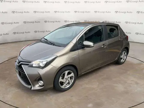 Used TOYOTA YARIS Hybrid 2016 Ad 