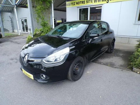 Used RENAULT CLIO Petrol 2016 Ad 