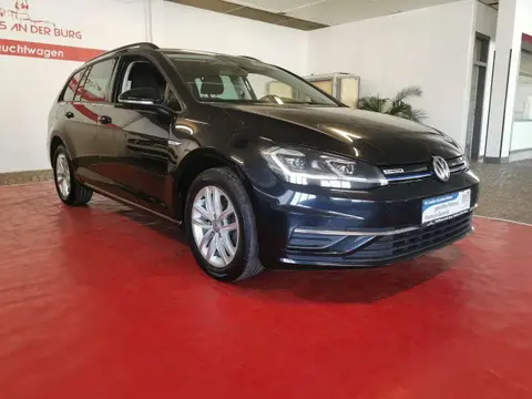 Used VOLKSWAGEN GOLF  2018 Ad 