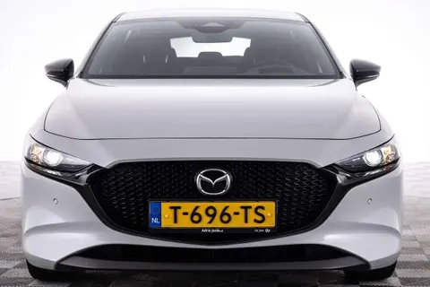 Used MAZDA 3 Hybrid 2023 Ad 