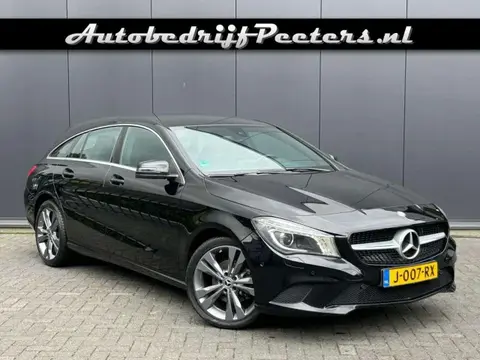 Used MERCEDES-BENZ CLASSE CLA Petrol 2015 Ad 