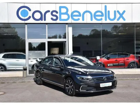 Used VOLKSWAGEN PASSAT Hybrid 2020 Ad 