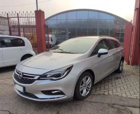 Used OPEL ASTRA Diesel 2017 Ad 