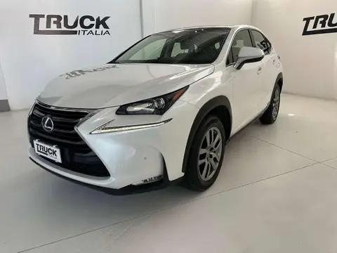 Annonce LEXUS NX Hybride 2017 d'occasion 