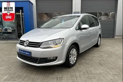 Used VOLKSWAGEN SHARAN Petrol 2015 Ad Germany