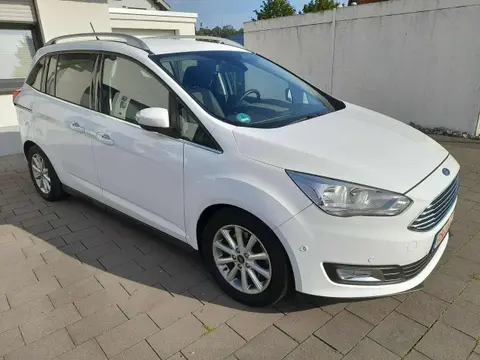 Used FORD GRAND C-MAX Petrol 2019 Ad 