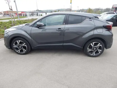 Used TOYOTA C-HR Hybrid 2022 Ad 