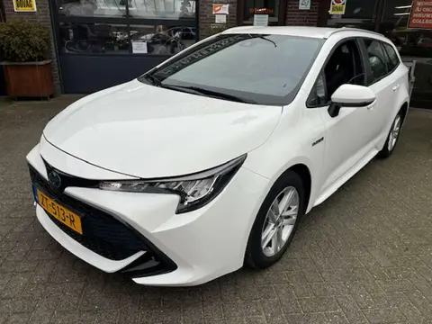 Used TOYOTA COROLLA Hybrid 2019 Ad 