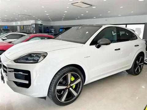 Used PORSCHE CAYENNE Hybrid 2024 Ad 