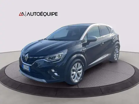 Used RENAULT CAPTUR Hybrid 2021 Ad 