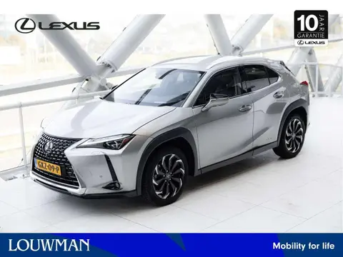 Annonce LEXUS UX Hybride 2021 d'occasion 