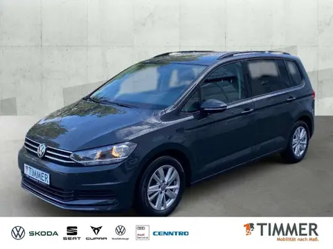 Used VOLKSWAGEN TOURAN Petrol 2019 Ad 