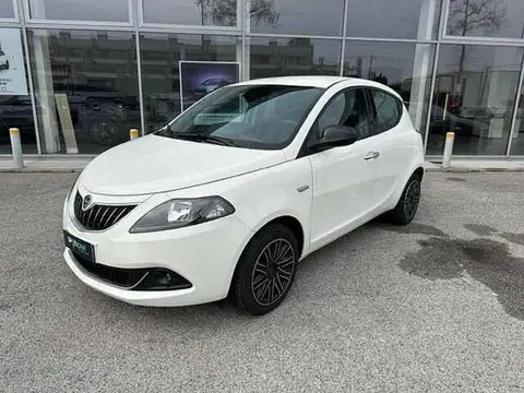 Used LANCIA YPSILON Hybrid 2023 Ad 