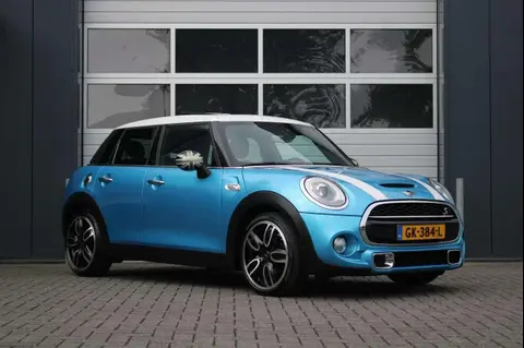 Used MINI COOPER Petrol 2015 Ad 