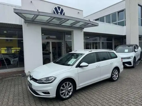 Used VOLKSWAGEN GOLF Petrol 2018 Ad 