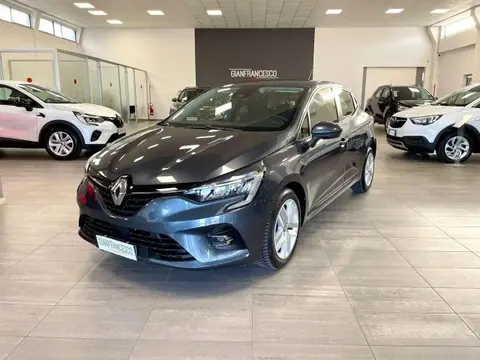 Used RENAULT CLIO Petrol 2022 Ad 