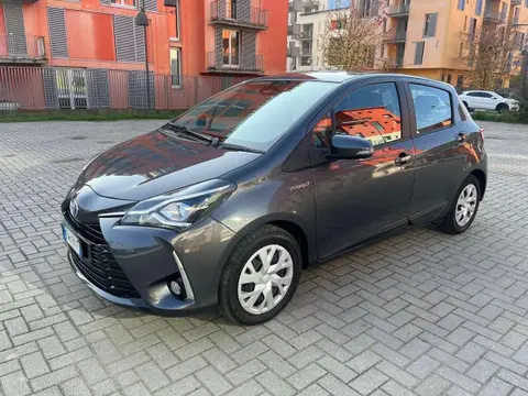 Used TOYOTA YARIS Hybrid 2019 Ad 