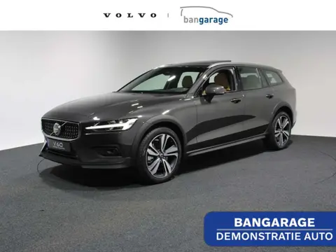 Annonce VOLVO V60 Essence 2023 d'occasion 