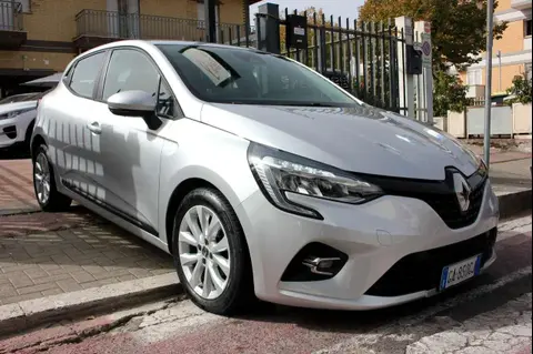 Used RENAULT CLIO Petrol 2020 Ad 