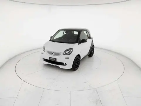 Annonce SMART FORTWO Essence 2019 d'occasion 