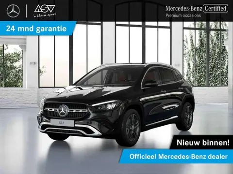 Used MERCEDES-BENZ CLASSE GLA Hybrid 2023 Ad 